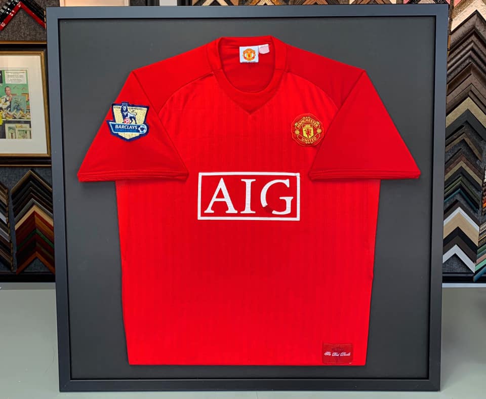 framed manchester united jersey
