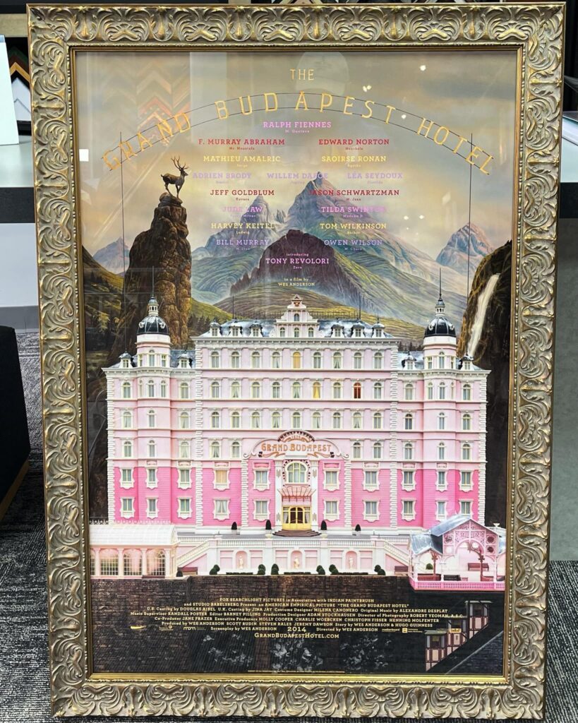 flyde uophørlige barndom grand budapest hotel – 5280 Custom Framing