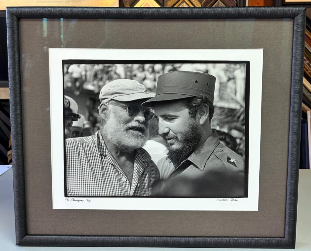 Ernest Hemingway & Fidel Castro | Osvaldo Salas
