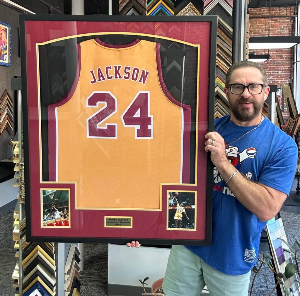 Minnesota Golden Gophers | 5280 Custom Framing