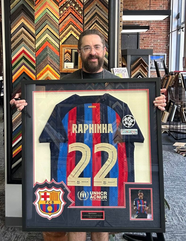 Custom Framed Raphinha FC Barcelona Jersey